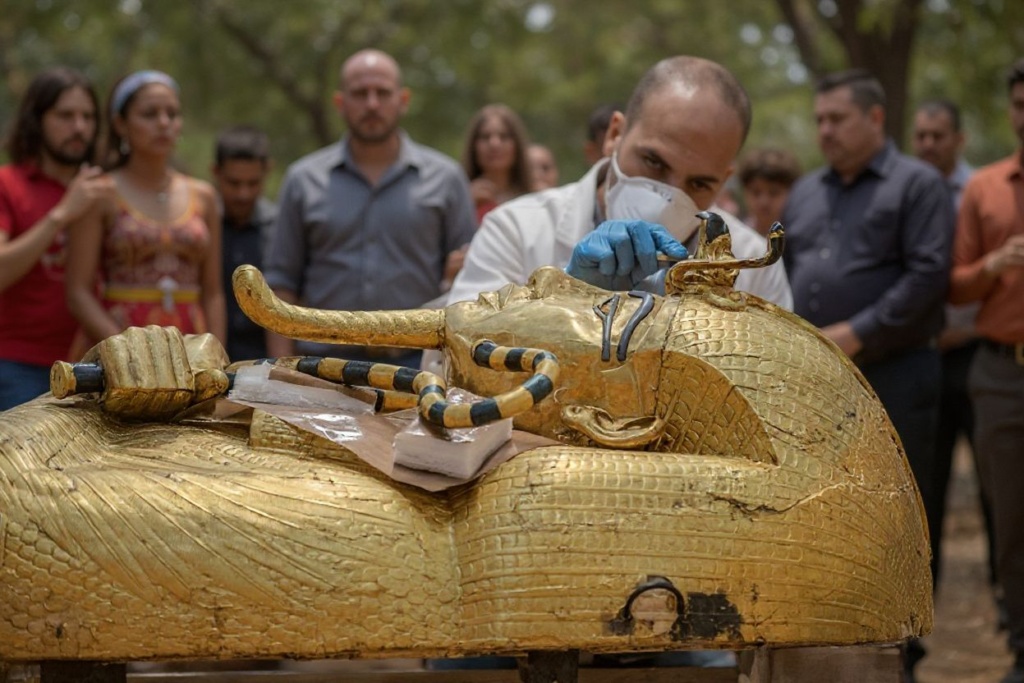 Liberal arts majors include history, sociology, archeology, philosophy, cultural studies, and more. Source: