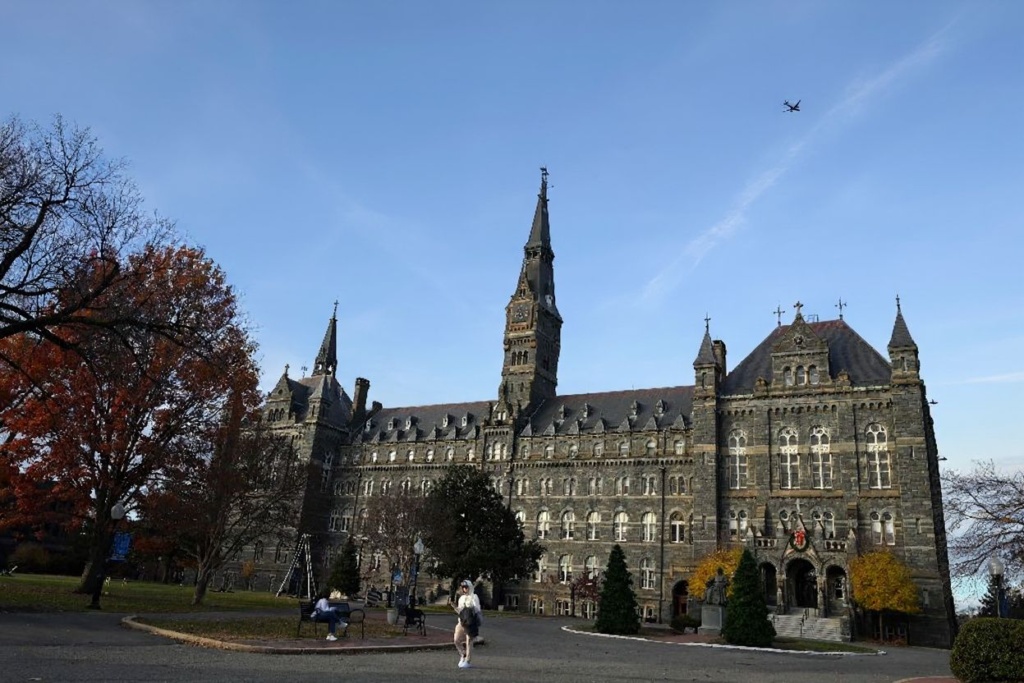 Infamously known for having a series of mysterious accidents throughout the making of the movie, Georgetown University had the production and its film location blessed several times. Source: