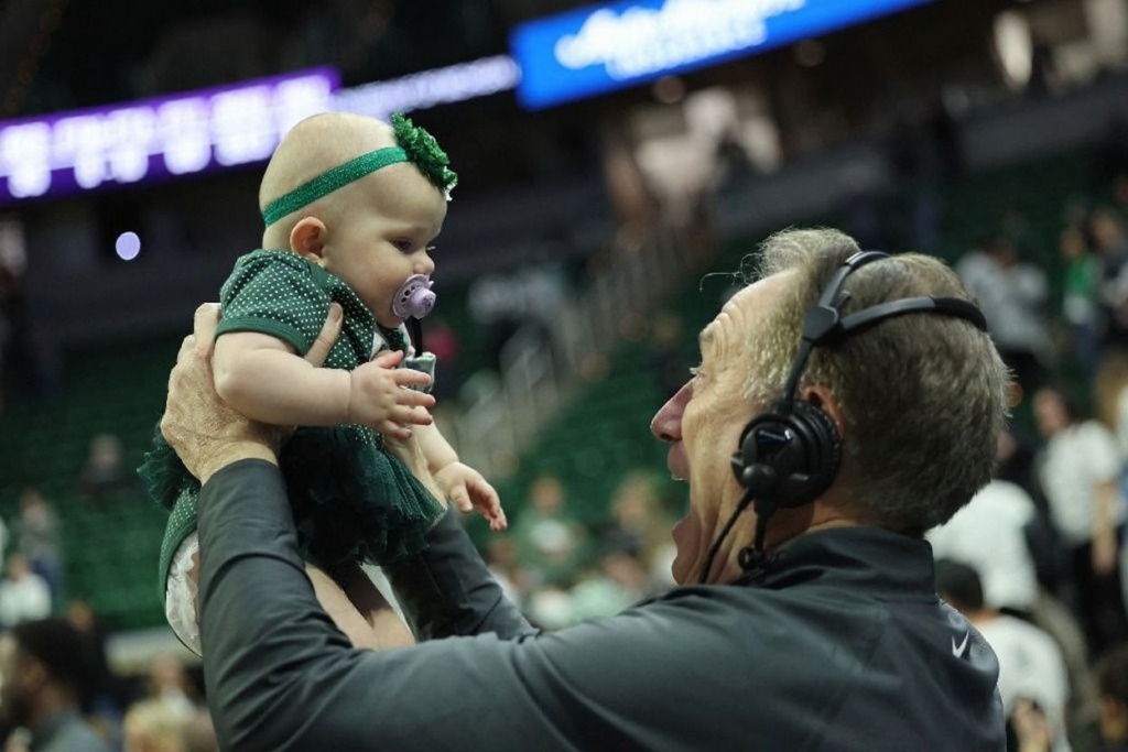 AI in classrooms is here to stay. That’s why the new generation needs to learn how to use it to study smarter.