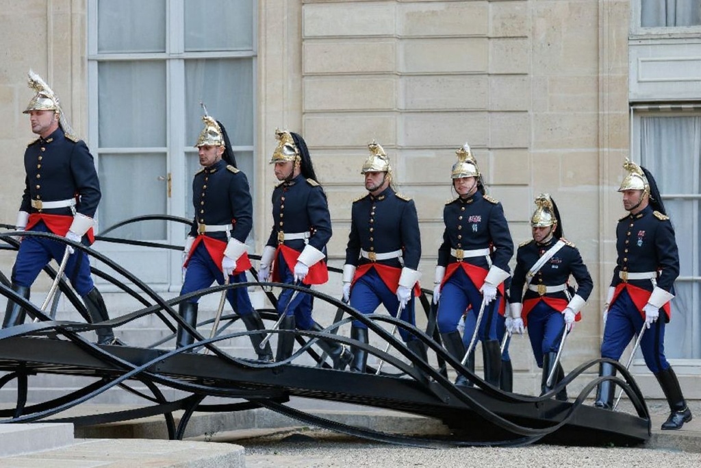 Go international with French, the second most spoken language in the EU and the official language of 29 countries. Source: