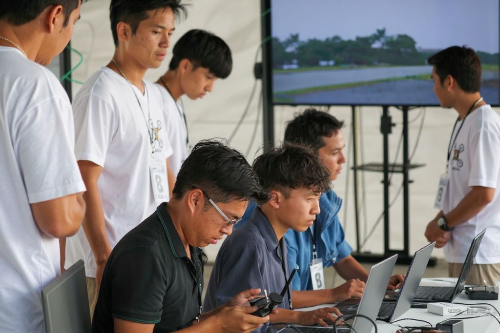 Putting your self-interests aside for the collective benefit is a one of the skills in resume for freshers. Source: