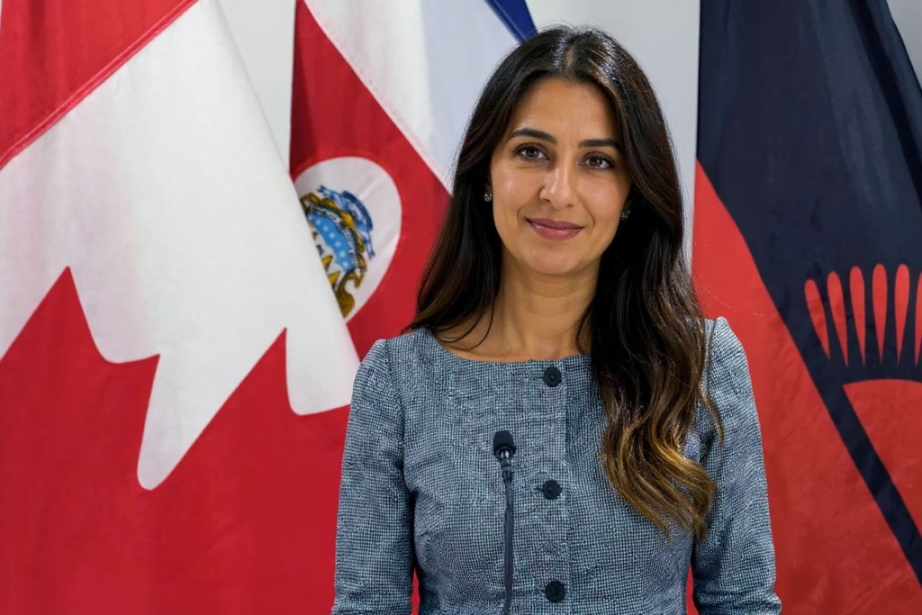 Amal Clooney has represented Nadia Murad, a Novel Prize Winner who fought for the Yazadi people, and one of three al-Jazeera journalists that were detained in Egypt. Source: