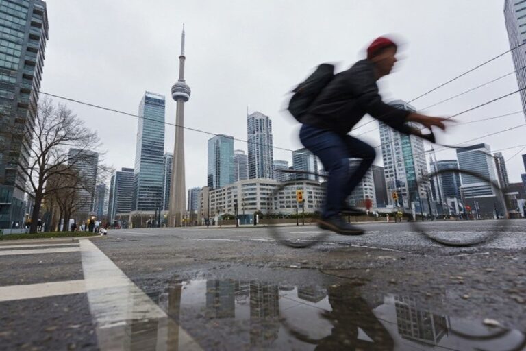 Students in Toronto pushed to homelessness as rental crisis peaks