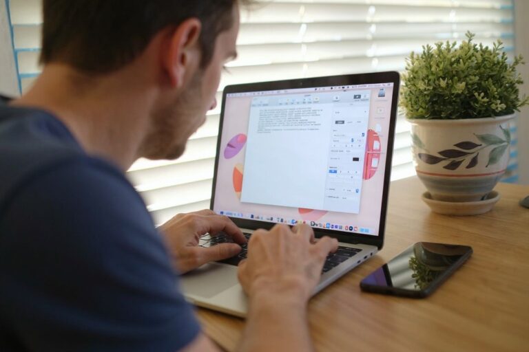 Should you use a bot to write your essays?