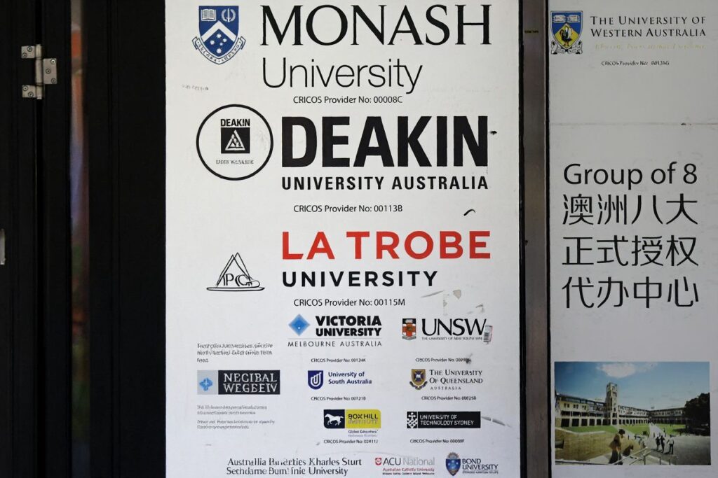 Australian universities offer merit-based scholarships valued at anywhere between 20-100% of your tuition fees. Source: William West/