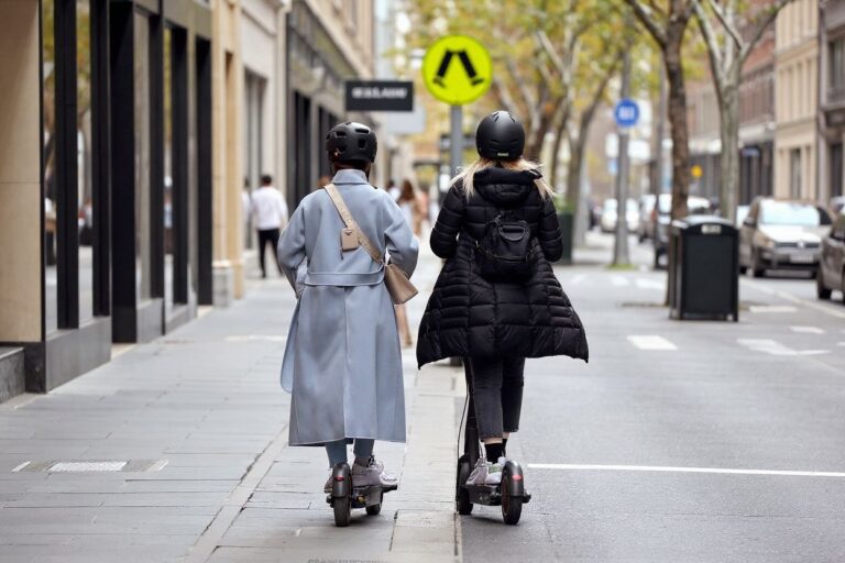 Over 1,000 international students obtain travel exemption to enter Australia