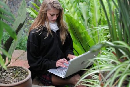 International students in regional Australia can soon extend their post-study visas