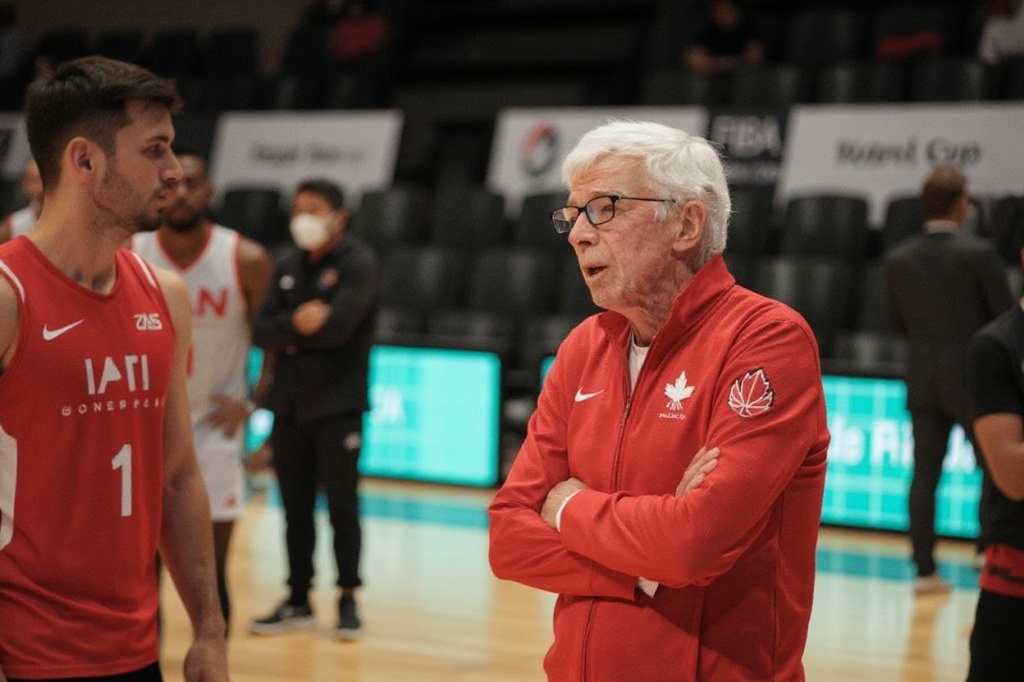 Canada’s sports psychologist Peter Jensen (R) attends a training session ahead of the FIBA World Cup basketball tournament at Indonesia Arena in Jakarta on August 24, 2023. (Photo by Yasuyoshi CHIBA / )