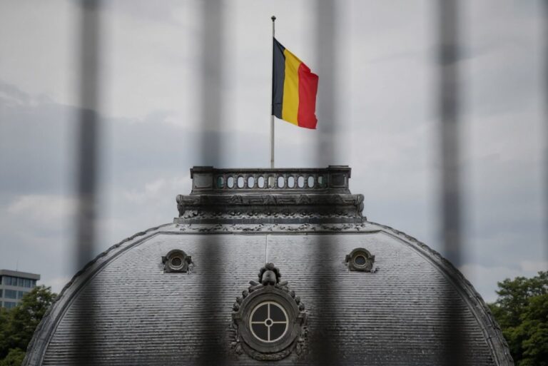Non-EU graduates have one year to secure job in Belgium