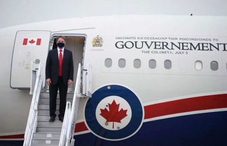 No quarantine in Canada for vaccinated students