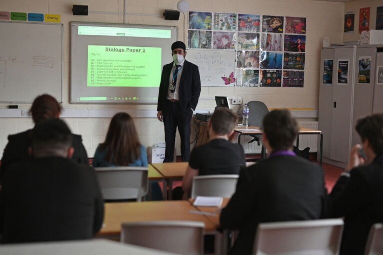 5 study methods GCSE students can use to make the best out of their Easter break