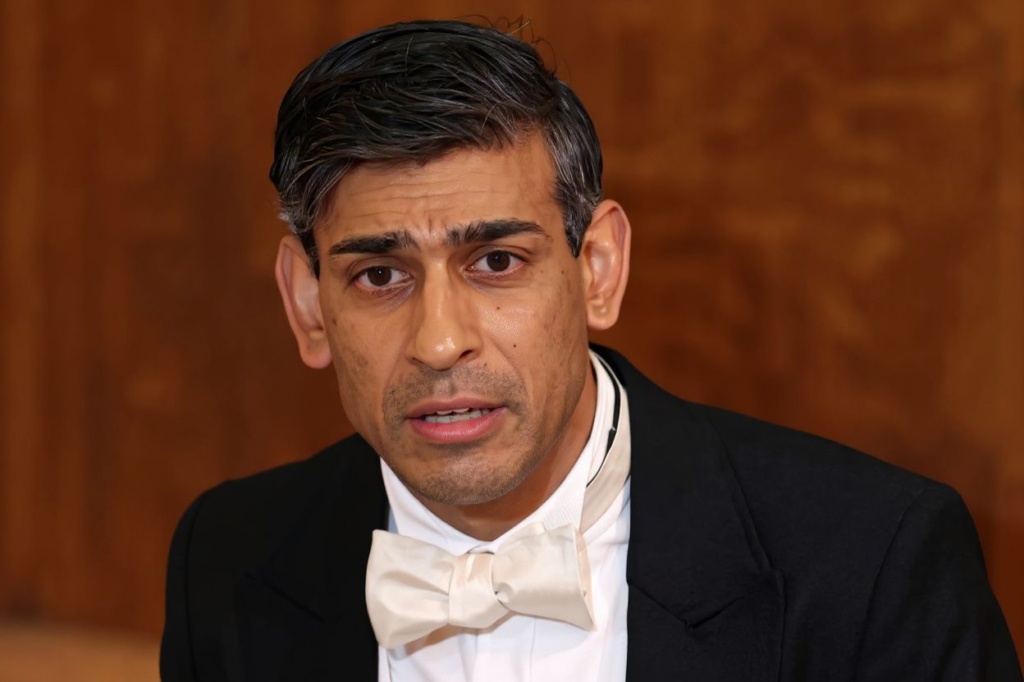 Pay attention to the subtle cues beyond our words when talking. Source: