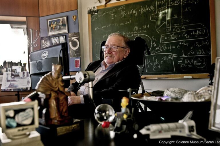 Best movies about smart people to help you figure out your university, career, and life