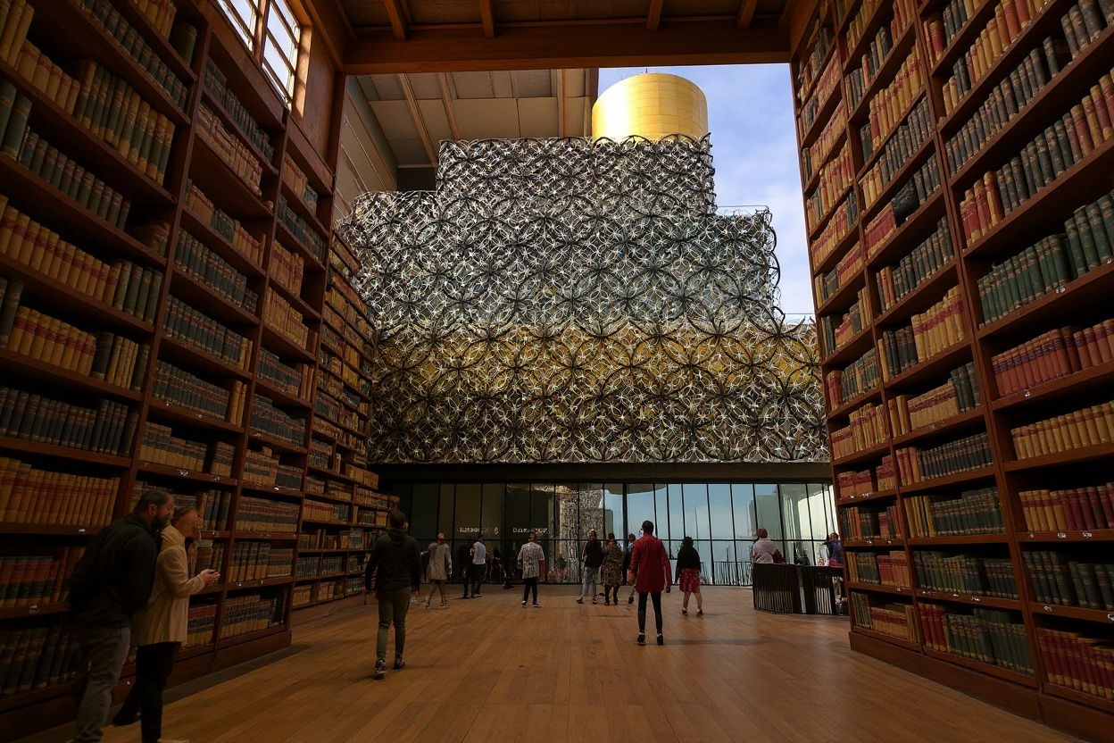 One of the largest public cultural space in Europe, the Library of Birmingham is where students can peruse extensive rare collections on local history and Britain’s most important Shakespeare collections at its Shakespeare Memorial Room. Source: Justin Tallis/
