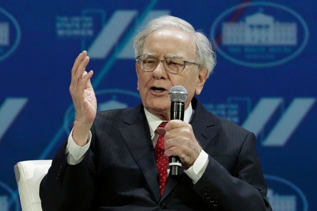 Warren Buffett may be 92 years old but he is still one of the top billionaires in the world. Source: