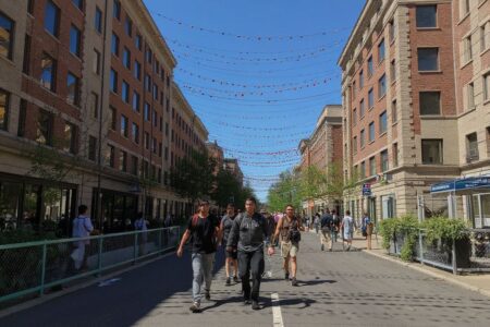 Top scholarships in Canada for international students