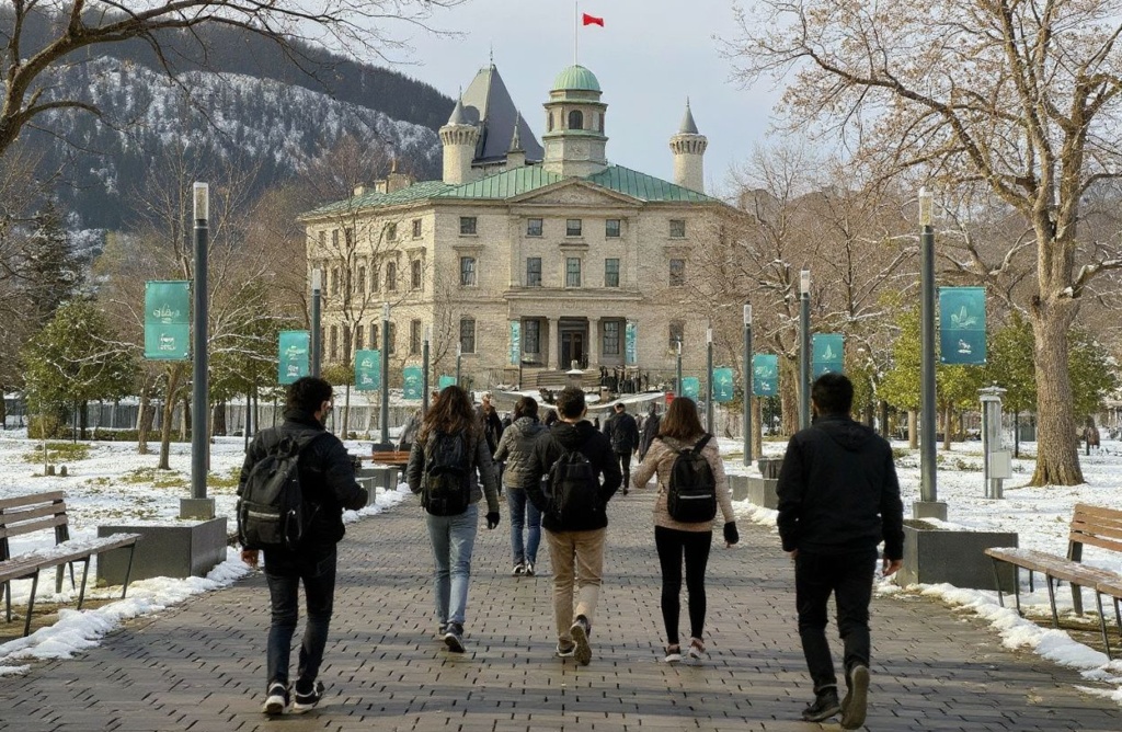 Studying in countries like Australia, UK, and Canada have been the lifelong dream for Indian students. Source: Daniel Slim/