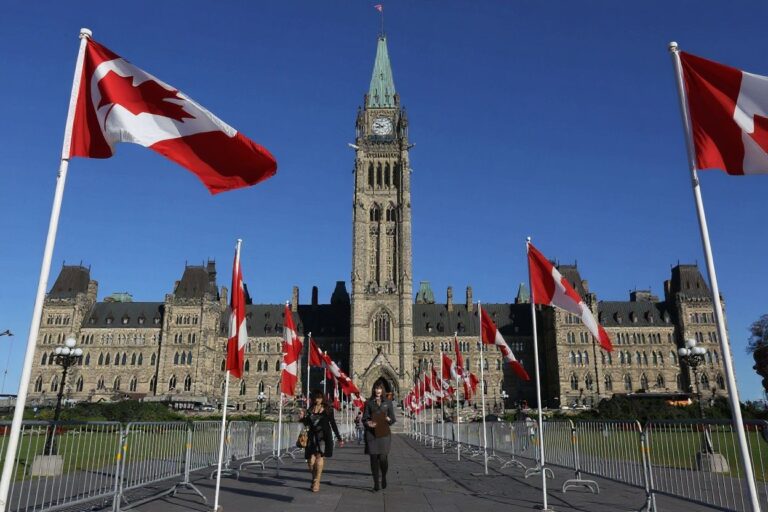 More int'l students in Canada getting PGWPs, enjoy higher median earnings: study