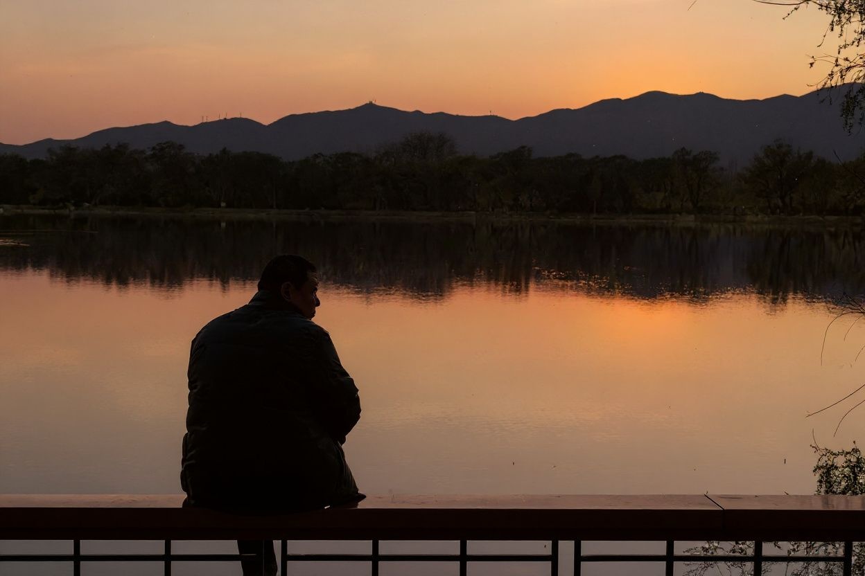 Spotify offers a range of self-help and motivating audio books for every situation and topic. Source: Nicolas  Asfouri  /