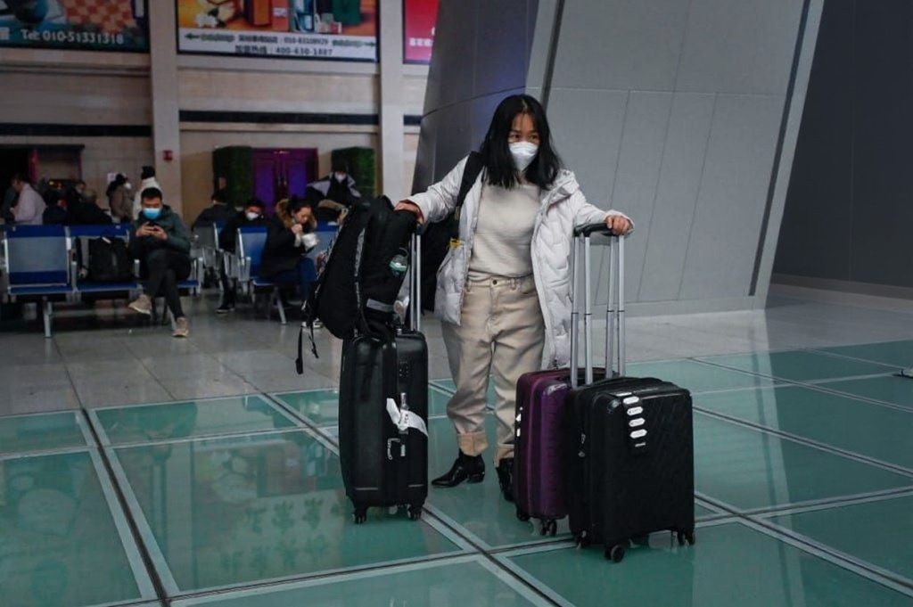 Remember to apply for your student visa early before you leave to study overseas. Source: Wang Zhao/