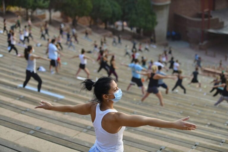 ‘How to live in a pandemic’: The university class we need during COVID-19?