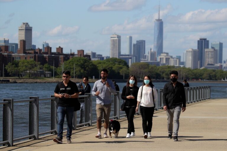 Canadian, European business schools see spike in international MBA applications