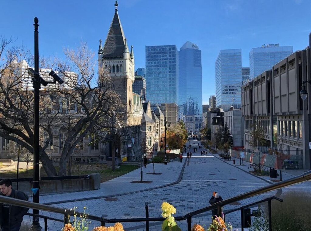 For partially or unvaccinated travelers who are currently allowed to travel to Canada, pre-entry testing requirements are not changing. Source: Daniel Slim/