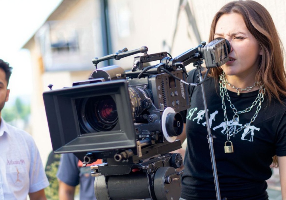 An internship has its own benefits, such as allowing you to work with a chosen mentor or organisation, or on a certain project. Source: Valerie Macon/