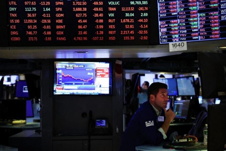 4 ways a recession can be good for international students