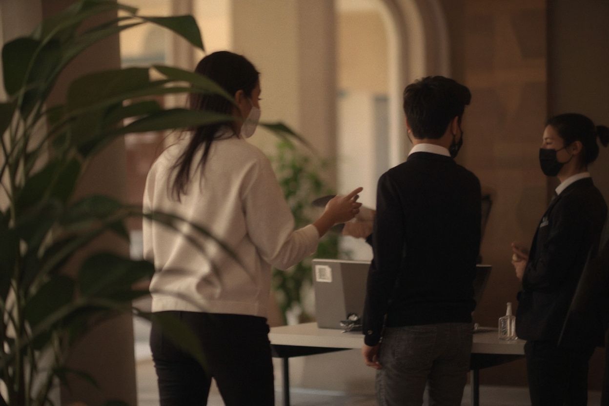 International student graduates in the US report getting passed over by employers who favour hiring locals, in addition to cultural barriers in career networking that jeopardise their chances of securing a job. Source: Justin Sullivan/GETTY IMAGES NORTH AMERICA/Getty Images via