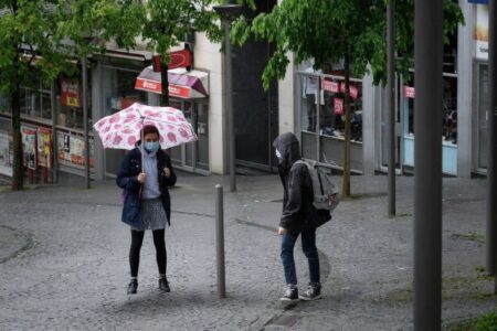 Swiss school closures cut COVID-19 spread: study