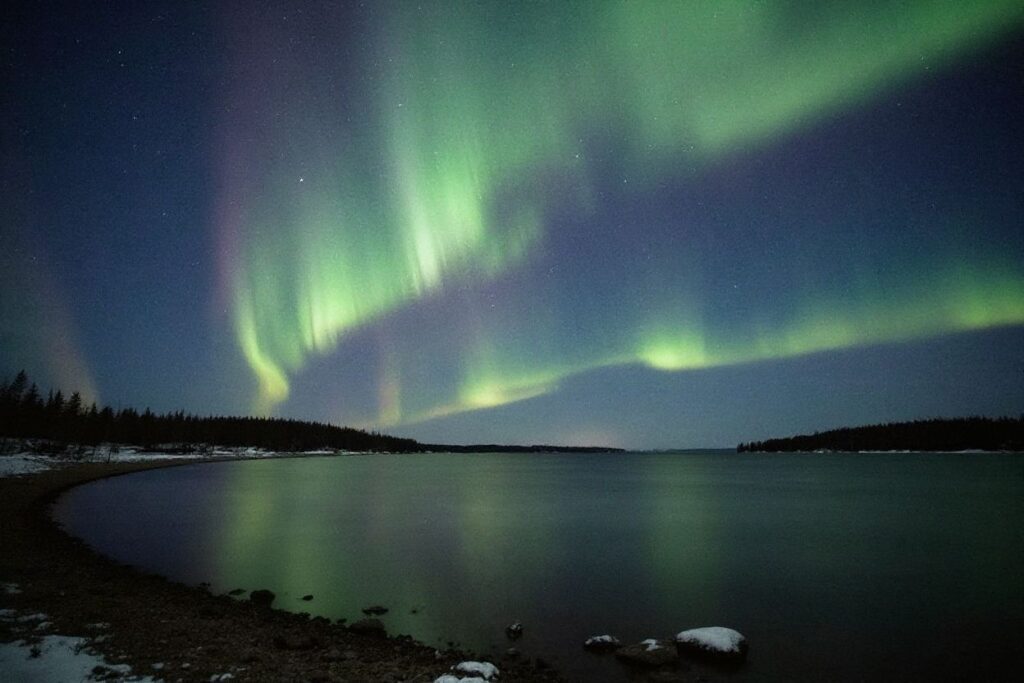 Besides being able to reap the benefits of a free education — international students who come to Finland get to bask in the spectacular views of an incredible natural phenomena witnessed in only a few parts of the word, such as the Northern Lights.
