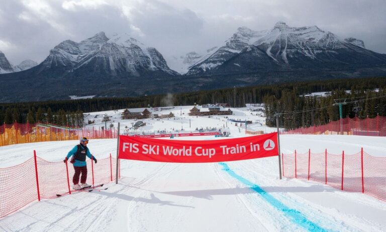 Canada should issue work visas to private college grads too: experts