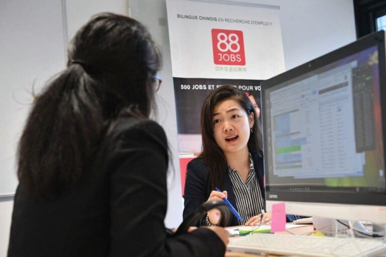 Why fresh graduates are sabotaging their careers by ignoring their communication skills