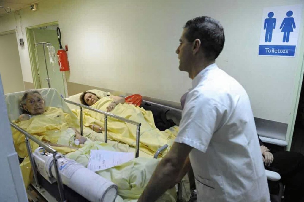 The healthcare sector offers many sustainable jobs despite disruptions from robotics. Source: Stephane De Sakutin/