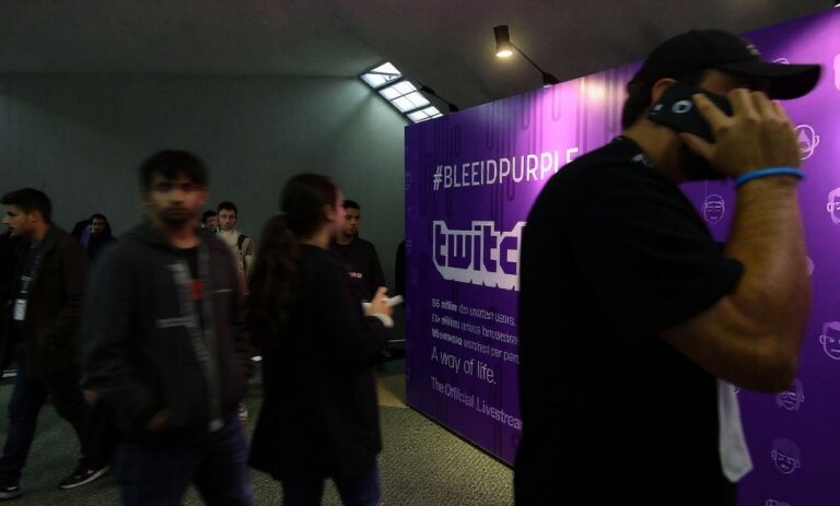 Can university students earn money through Twitch?