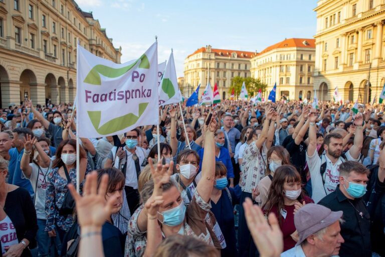 Protest over Chinese university plan in Hungary