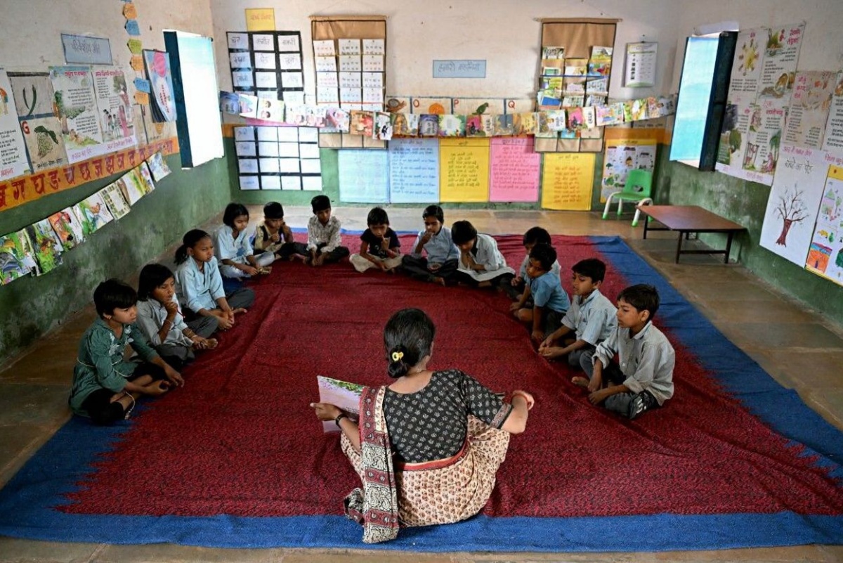 Theory vs practice — both have their benefits, and together, they take your education up a few notches. Source: