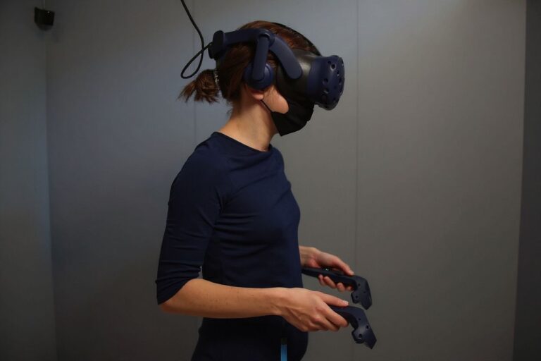 How much do software developers make?