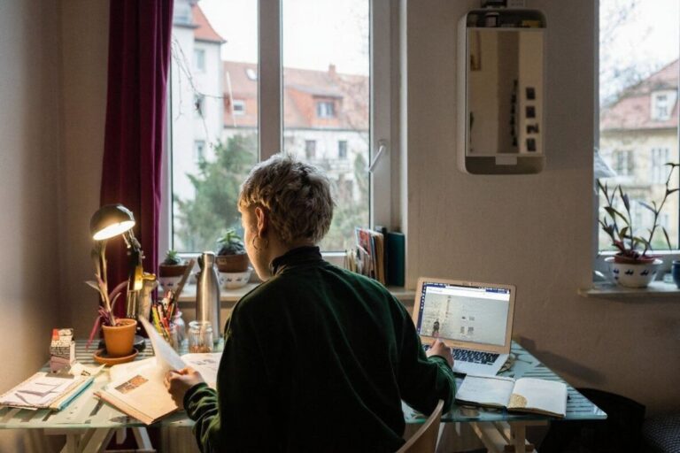 Arts University Bournemouth launches Insta-prospectus