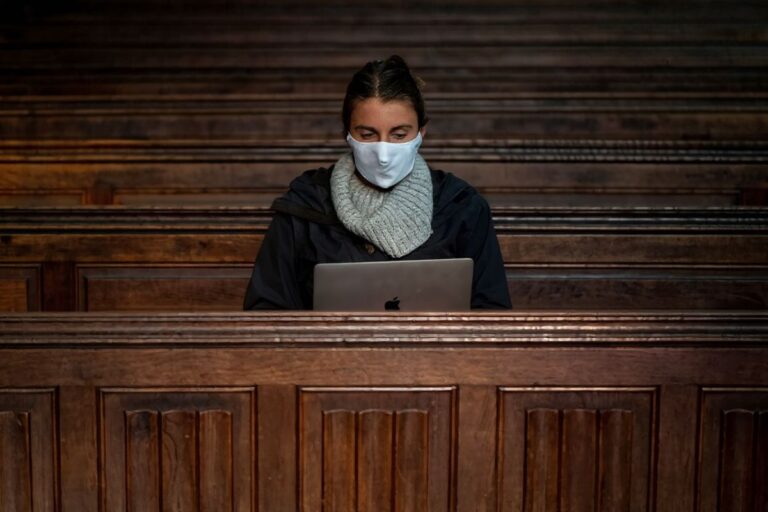 How to navigate a freelance career during the COVID-19 crisis