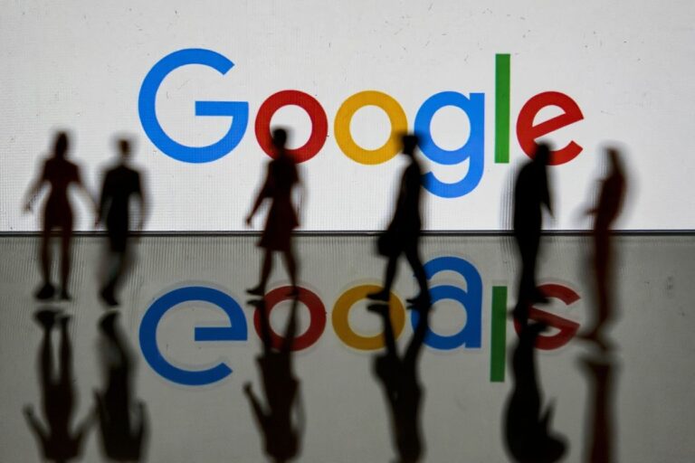 What is Google Scholar and how do I use it for university?