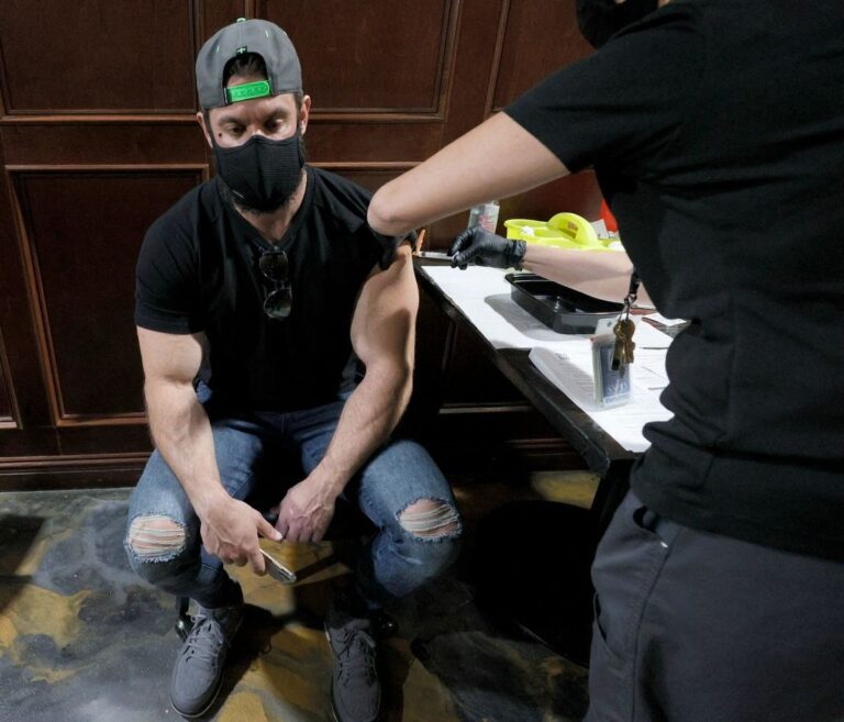 US judge rules in favour of university's vaccine mandate