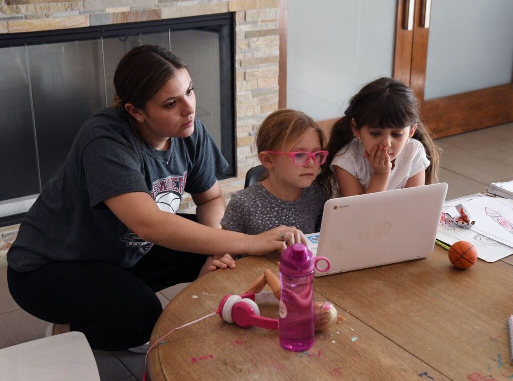 There are many scholarships for mothers currently available, each designed to help them secure better futures for their children and themselves. Source: Ethan Miller / GETTY IMAGES NORTH AMERICA / Getty Images via )
