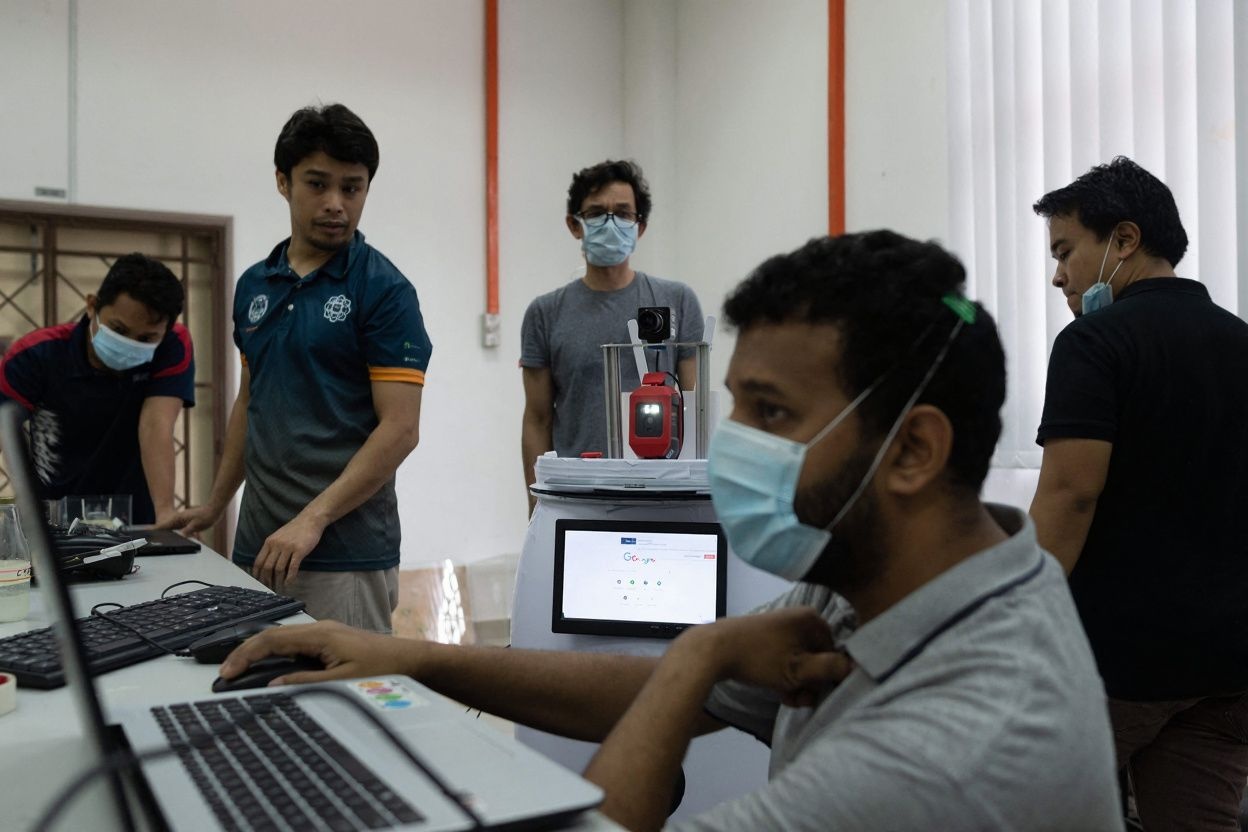 Malaysia has set a target to attract 250,000 international students by 2025. Source: Mohd Rasfan /