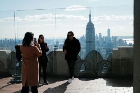 Internship jobs abroad: 3 things international students should know