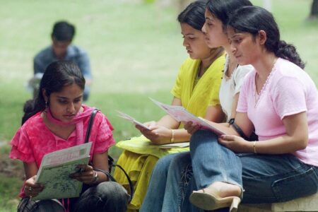 Record high int'l students numbers in Canada, UK and US as falls continue in Australia, NZ