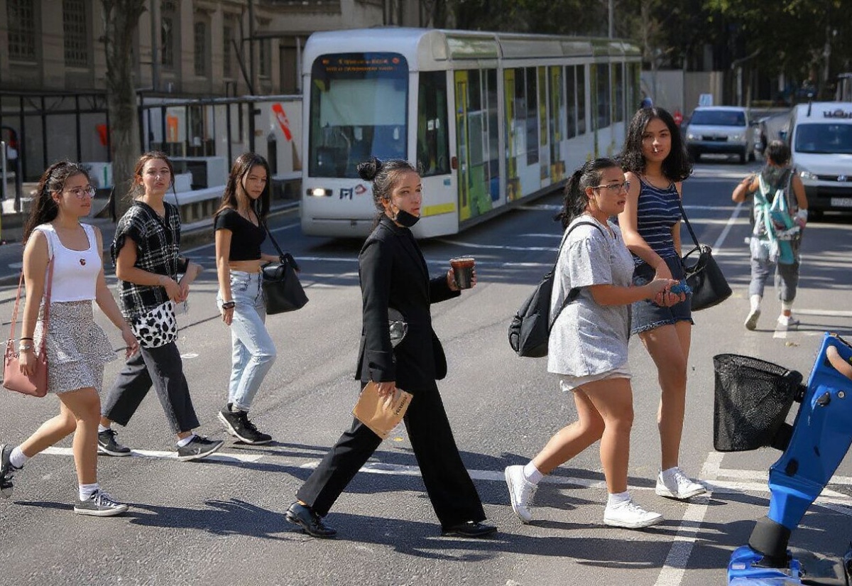 Phase B would “allow capped entry of student and economic visa holders subject to quarantine arrangements and availability.” Source: William West/