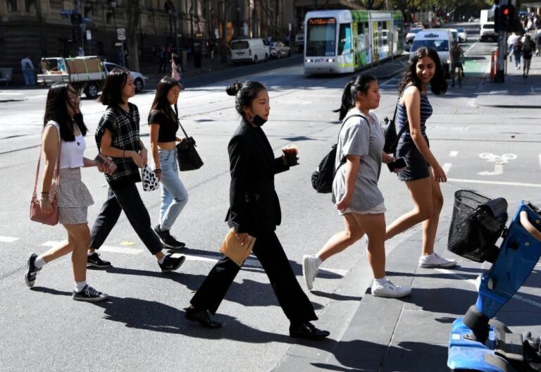 International students to quarantine at South Australian airport