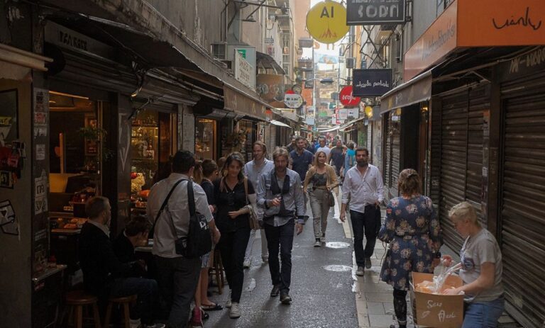 Australia announces post-study work extension for international students